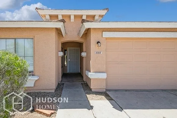 1535 W Nancy Ln — Photo 3
