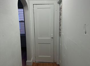 39 Eckert Ave APT 3, Newark, NJ 07112