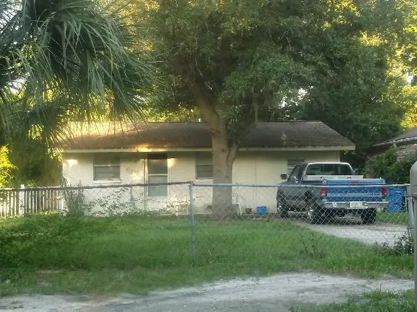 6715 River Rd, Tampa, FL 33615