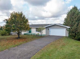 894 Bren Del Dr, Petoskey, MI 49770