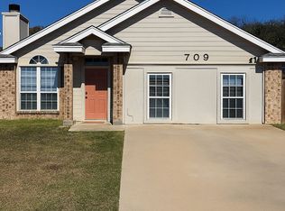 709 Lisa Ln, Killeen, TX 76543