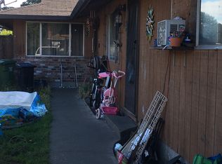 464 N 12th St APT A, Saint Helens, OR