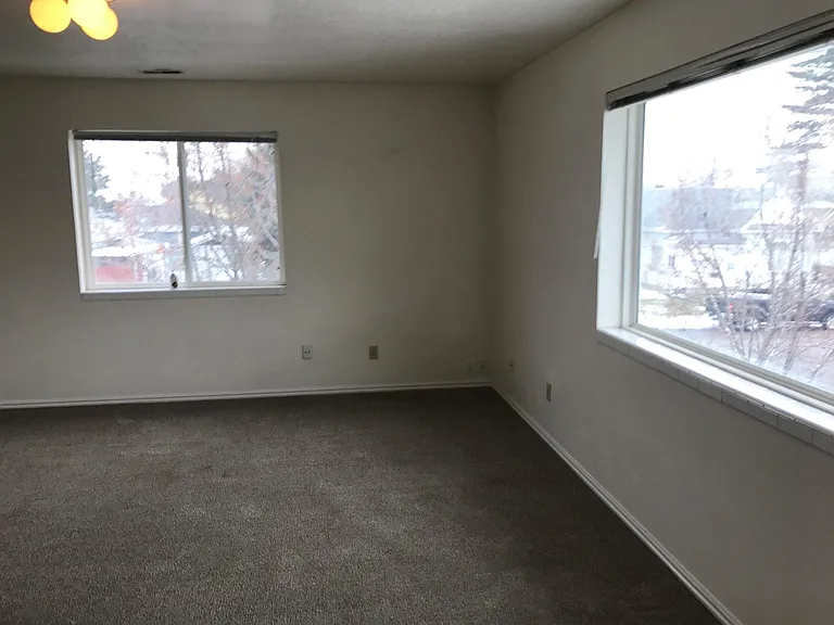 480 W Carter St — Photo 6