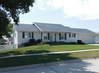 1223 Blue Stem Cir, Norfolk, NE 68701