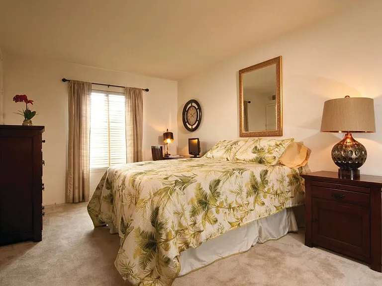 Hartland Apartments — Photo 6