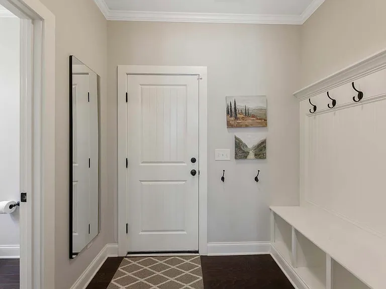 8425 Hobhouse Cir — Photo 26