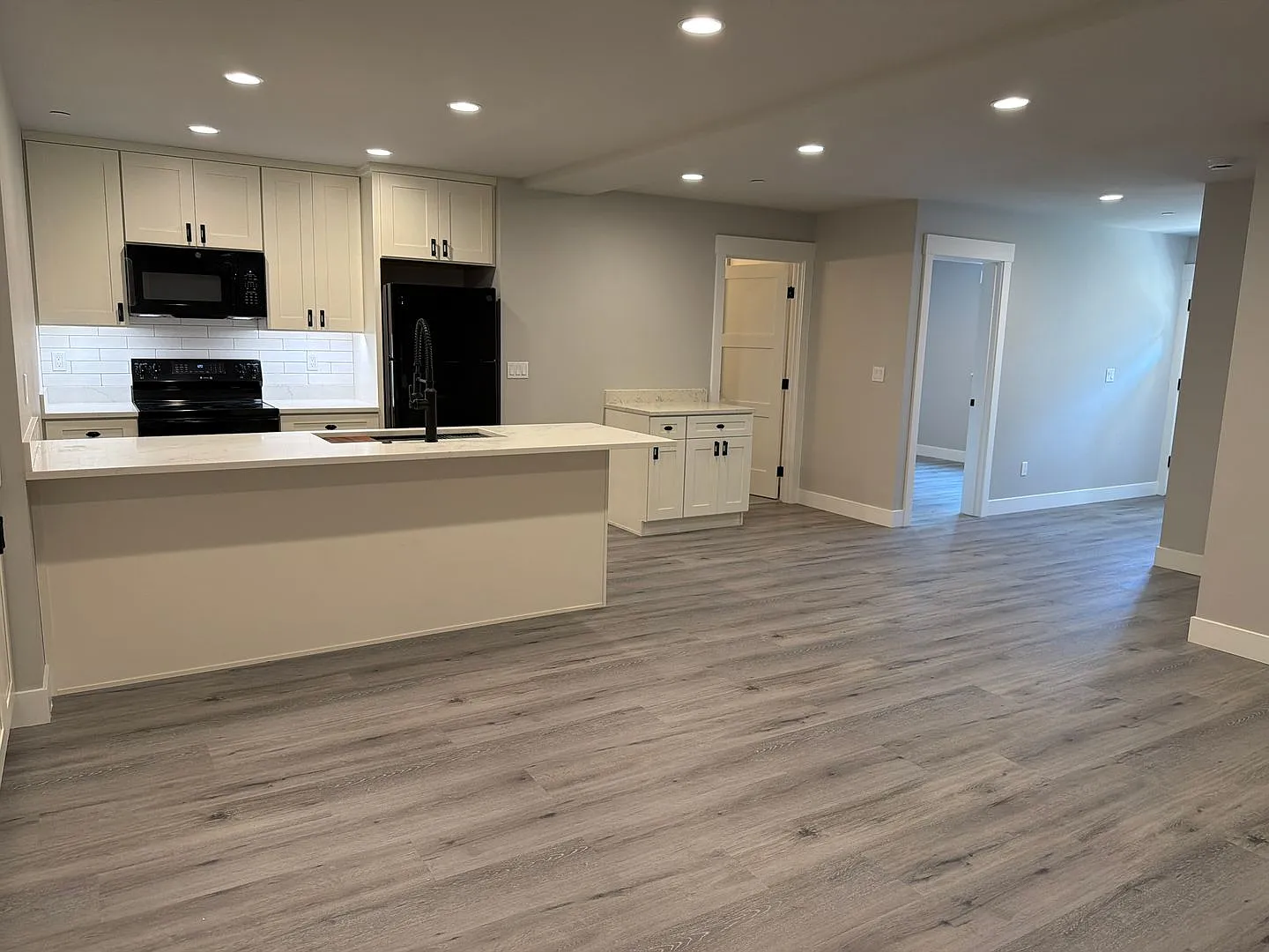 New Construction in Edmonds Bowl! — Photo 3