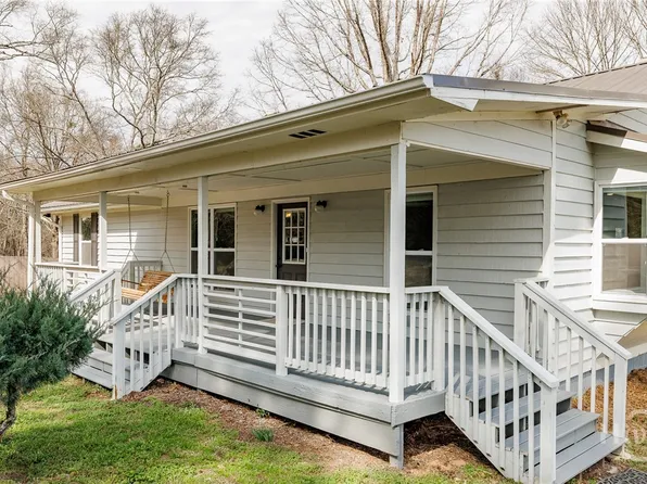 65 Lexington Carlton Road, Lexington, GA 30648