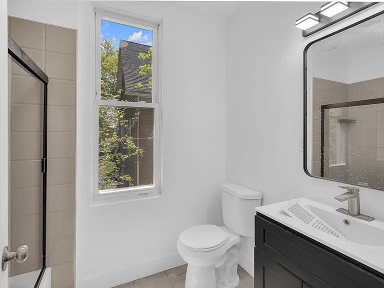 44 Farley Ave #2 — Photo 7