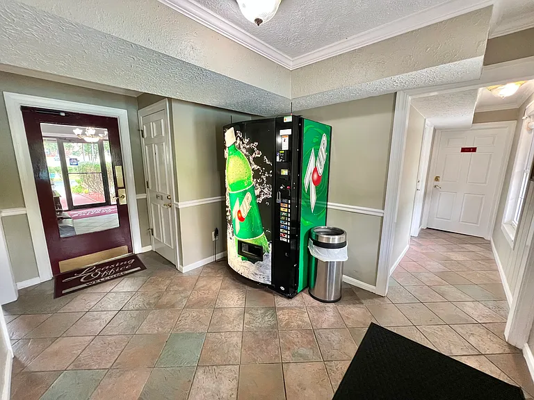Countrybrook Apartments — Photo 70