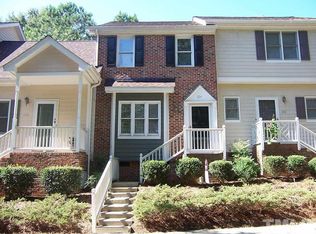 124 Charter Ct, Cary, NC 27511