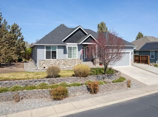 3835 SW Tommy Armour Ln, Redmond, OR 97756