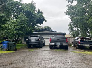 8728 NE Russell Pl, Portland, OR 97220