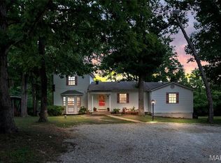 7102 Hammel Rd, De Soto, MO 63020