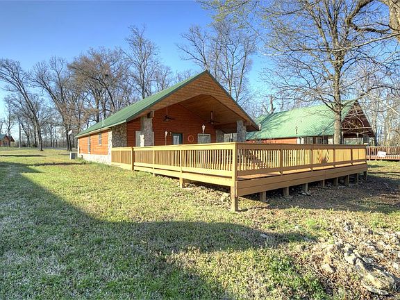 2nd image of 35498 Stoneridge Ln