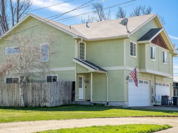 114 Cedar St, Central Pt, OR 97502