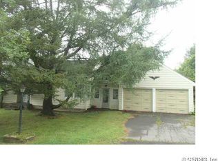 6371 Glass Factory Rd, Marcy, NY 13403