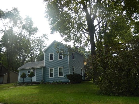 3rd image of 308 E Washington St