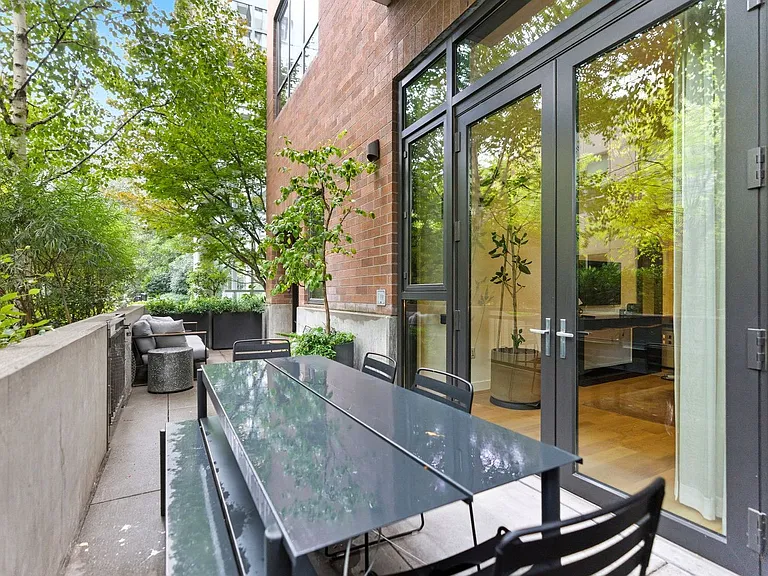 922 NW 11th Ave #110 — Photo 36