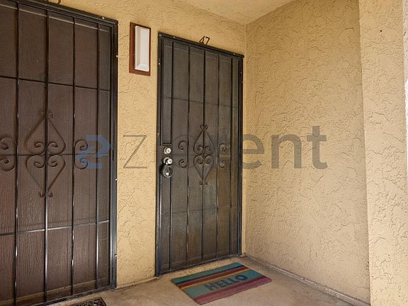 2nd image of 1010 W Macarthur Blvd APT 47