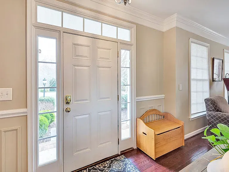 3383 Turnberry Cir — Photo 3