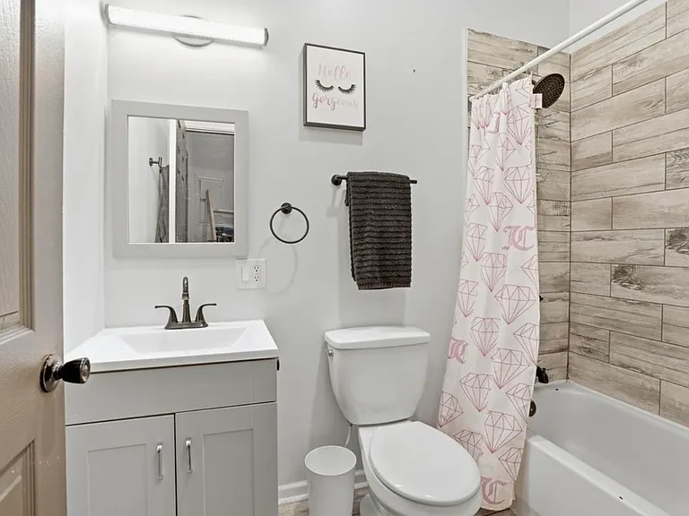 3248 W Maypole Ave #1A — Photo 10
