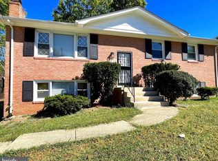 2804 Cricklewood Dr, Fort Washington, MD 20744