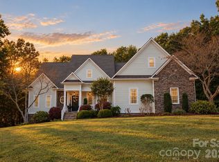 4109 River Birch Dr, Iron Station, NC 28080