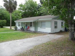 508 NE Crystal St, Crystal River, FL 34428