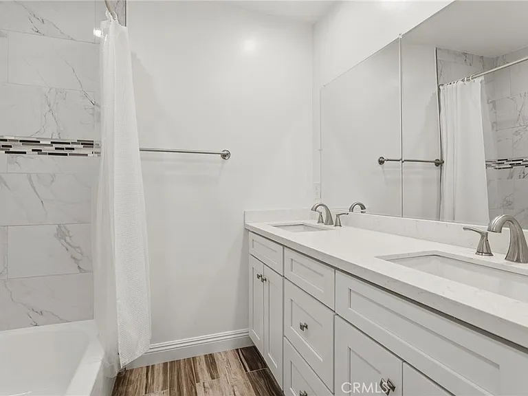 9754 Yolanda Ave — Photo 26
