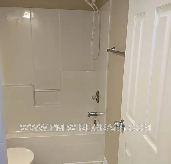 208 Foxchase Ln — Photo 28