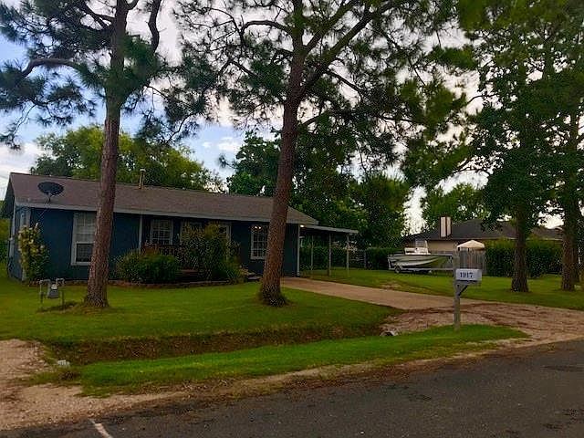1st image of 1917 41st Ave N