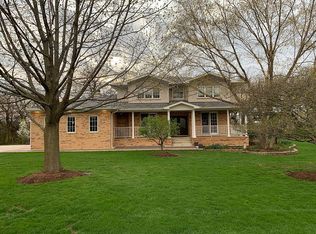 4N450 Somerset Ct, Wayne, IL 60184