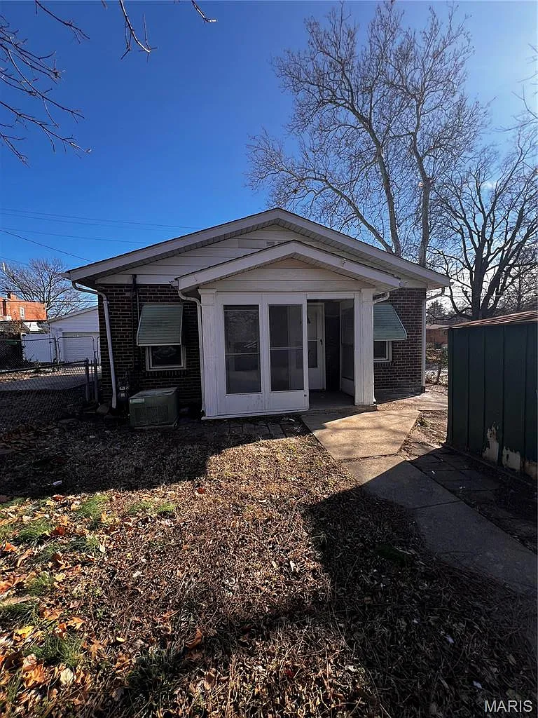 5520 Louisiana Ave photo 1