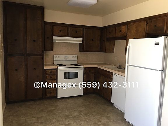 3rd image of 1039 N Fulton St APT 206