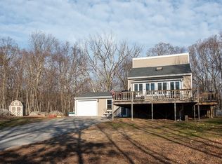 329 Manchaug Rd, Sutton, MA 01590