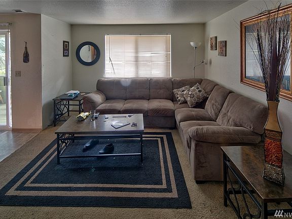 3rd image of 2076 E 56th St #E1-e4