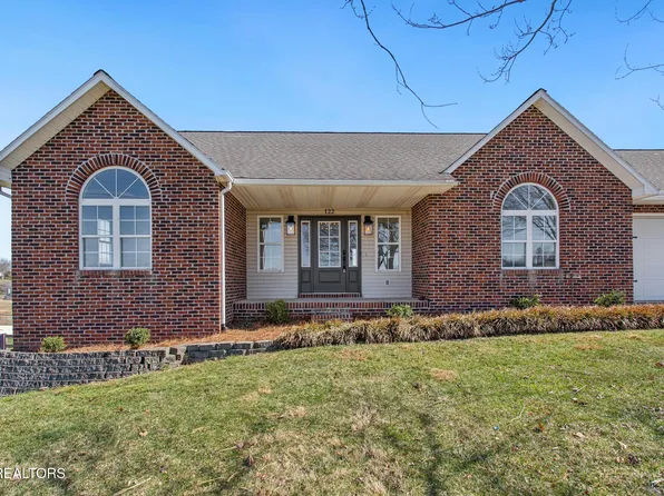 122 McClain Ct, Johnson City, TN 37615