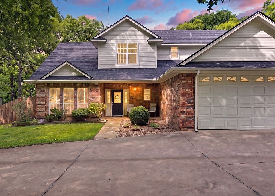 1st image of 128 Southwinds Dr