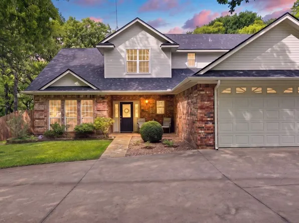 128 Southwinds Dr, Weatherford, TX 76087