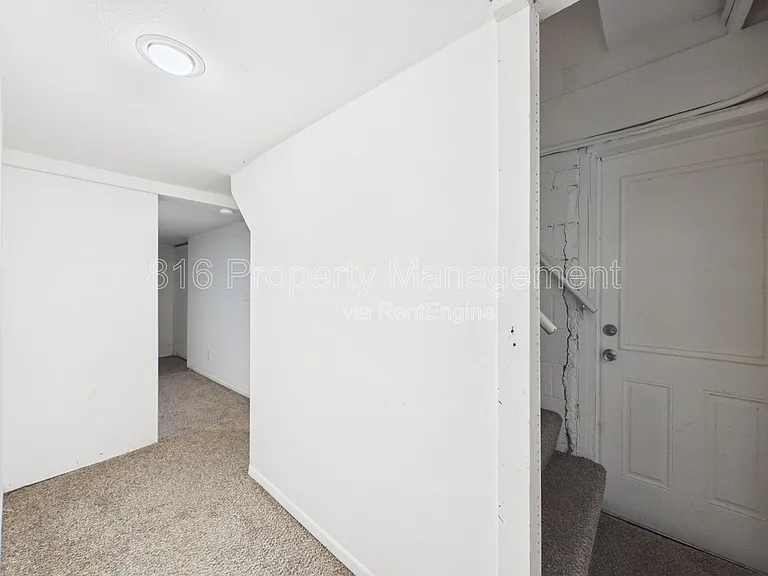 622 Christopher St — Photo 28