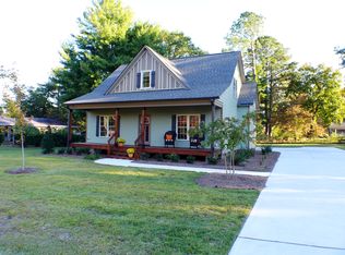 408 Blackmon St, Four Oaks, NC 27524