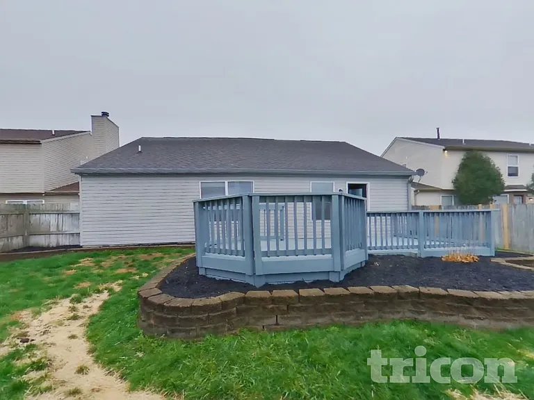 3247 Creekshore Dr — Photo 17