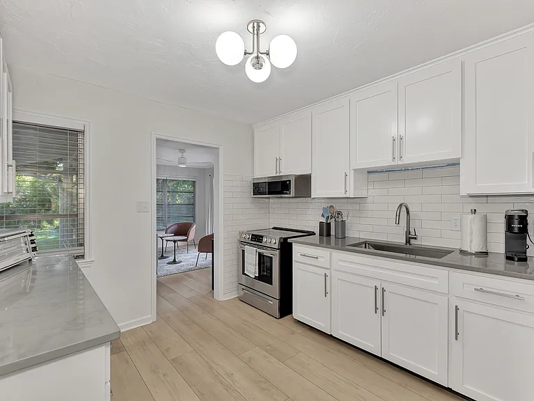 1726 Floyd St — Photo 19