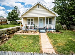 411 S Cherry St, Stockton, MO 65785