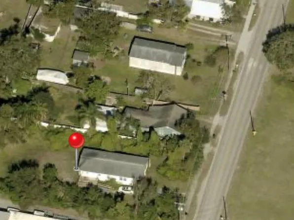 3208 MOORES LAKE ROAD, DOVER, FL 33527