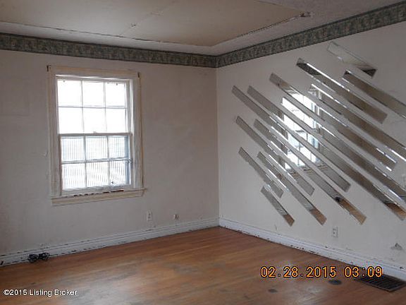 2nd image of 432 N 38th St