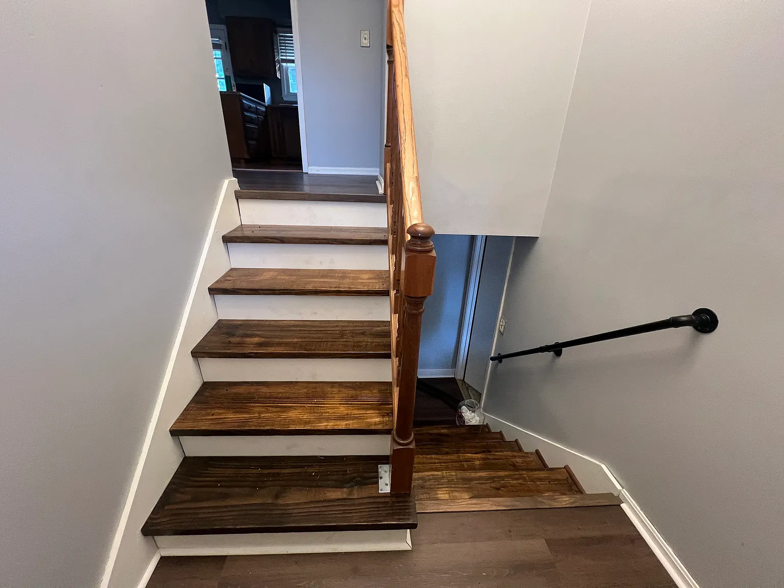 3 bed, 1327 sqft, $1,900 — Photo 3