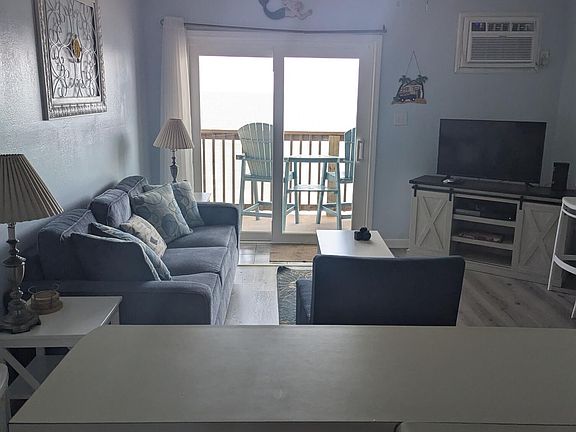 4th image of 2224 New River Inlet Road Unit 335