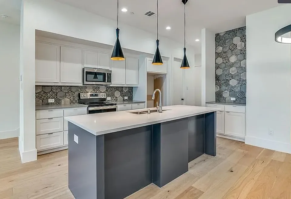 822 Eaglescliffe Lndg